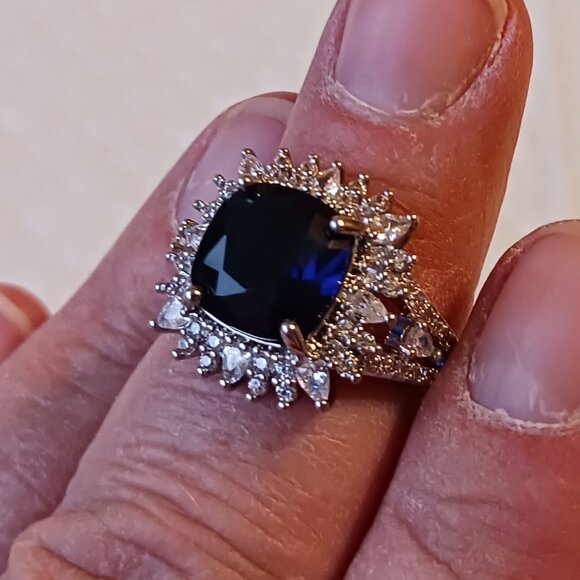 Silver Fashion Blue Tanzanite Halo Statement Ring Size 7 NWOT - Picture 10 of 13